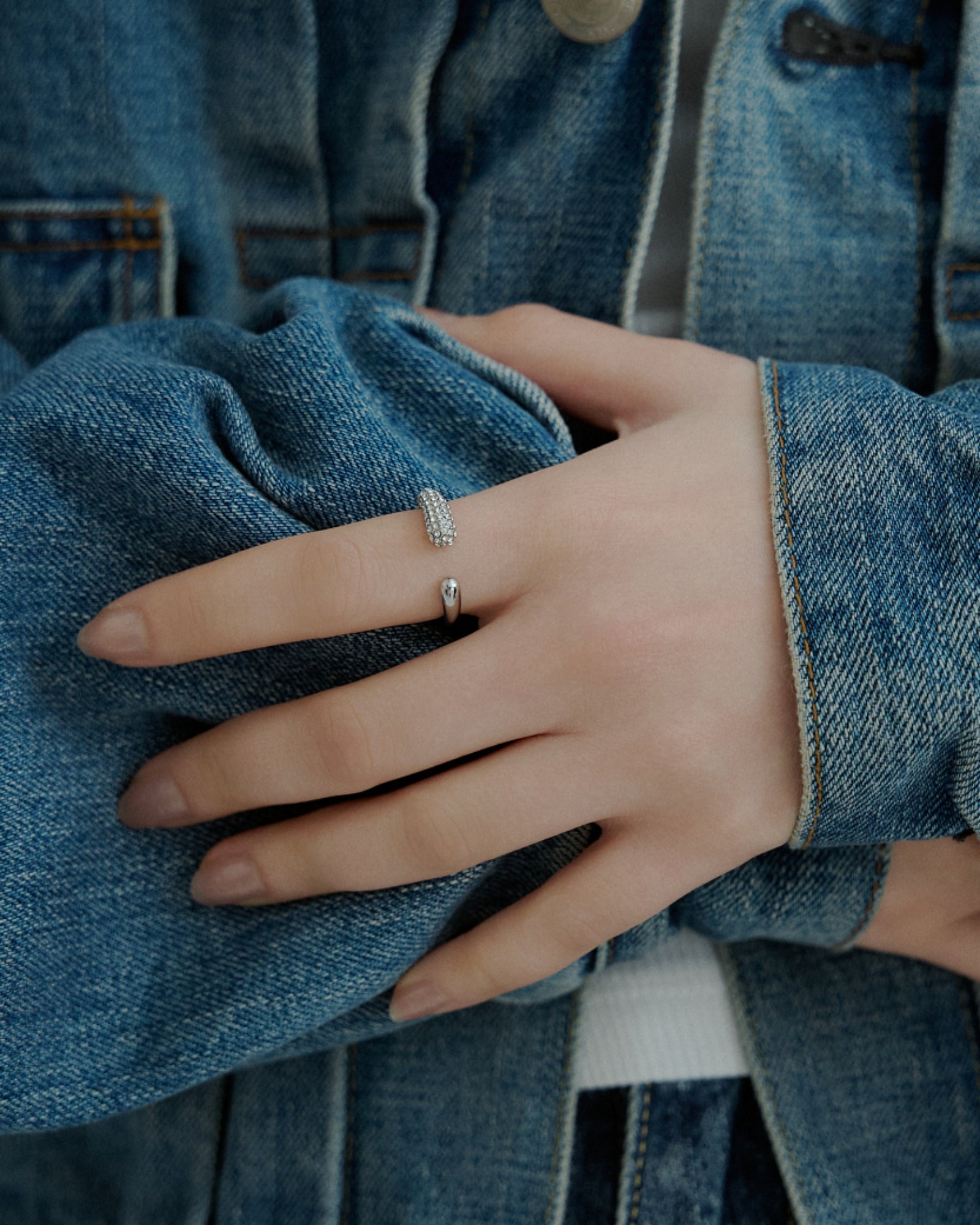 #color_silver