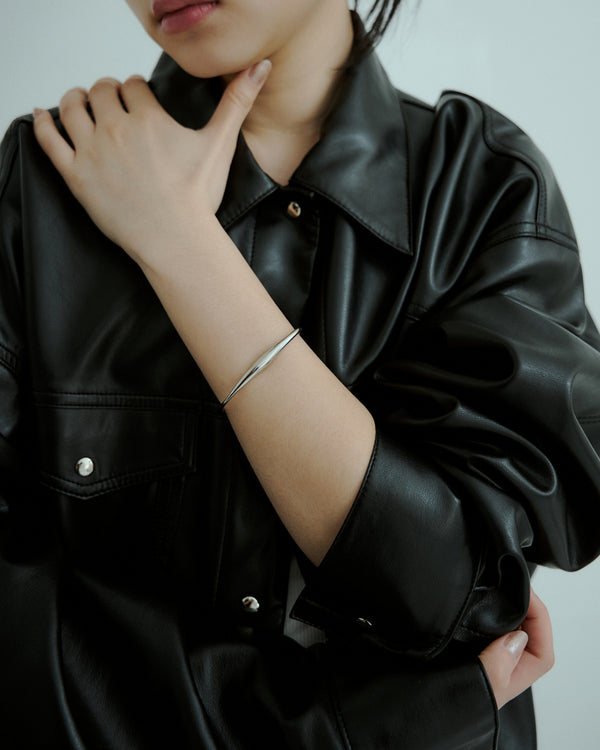 Curve Bangle