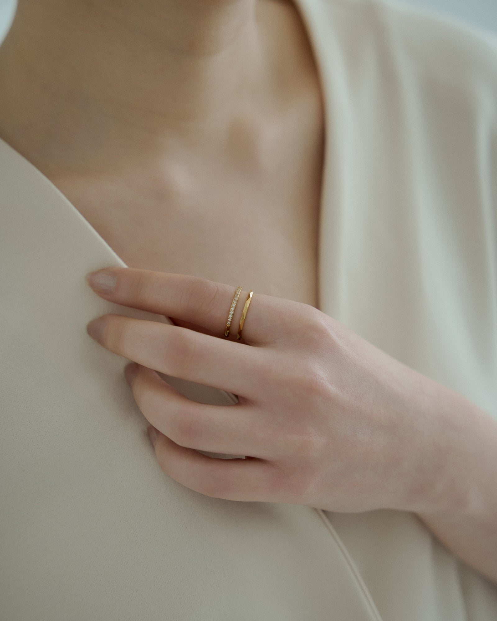 #color_gold
