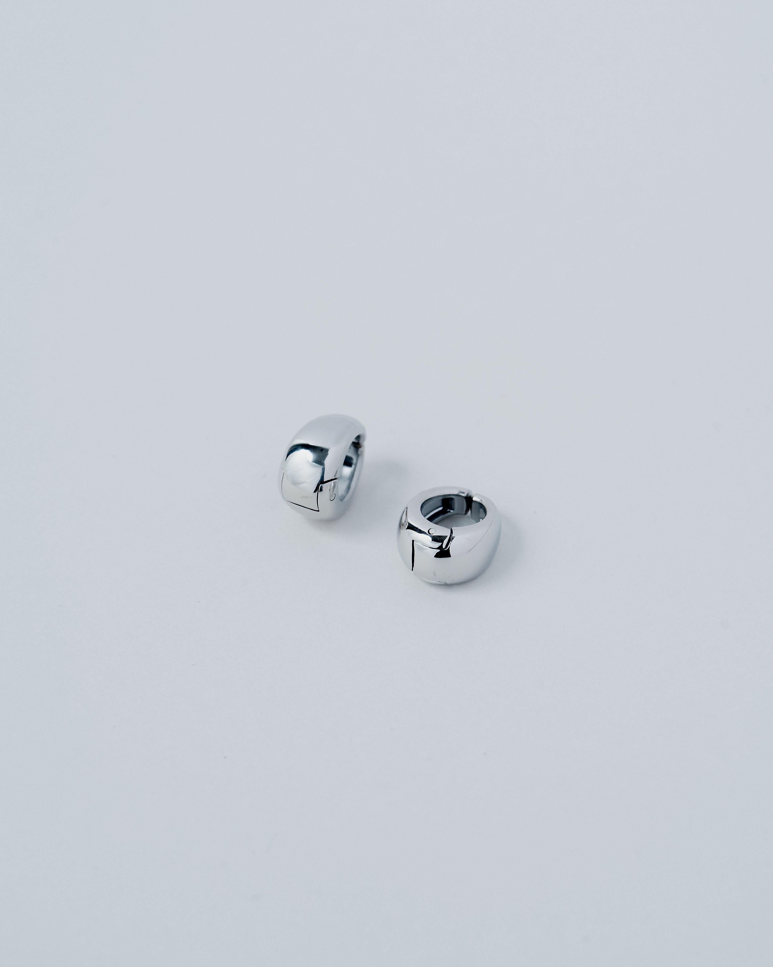 #color_silver