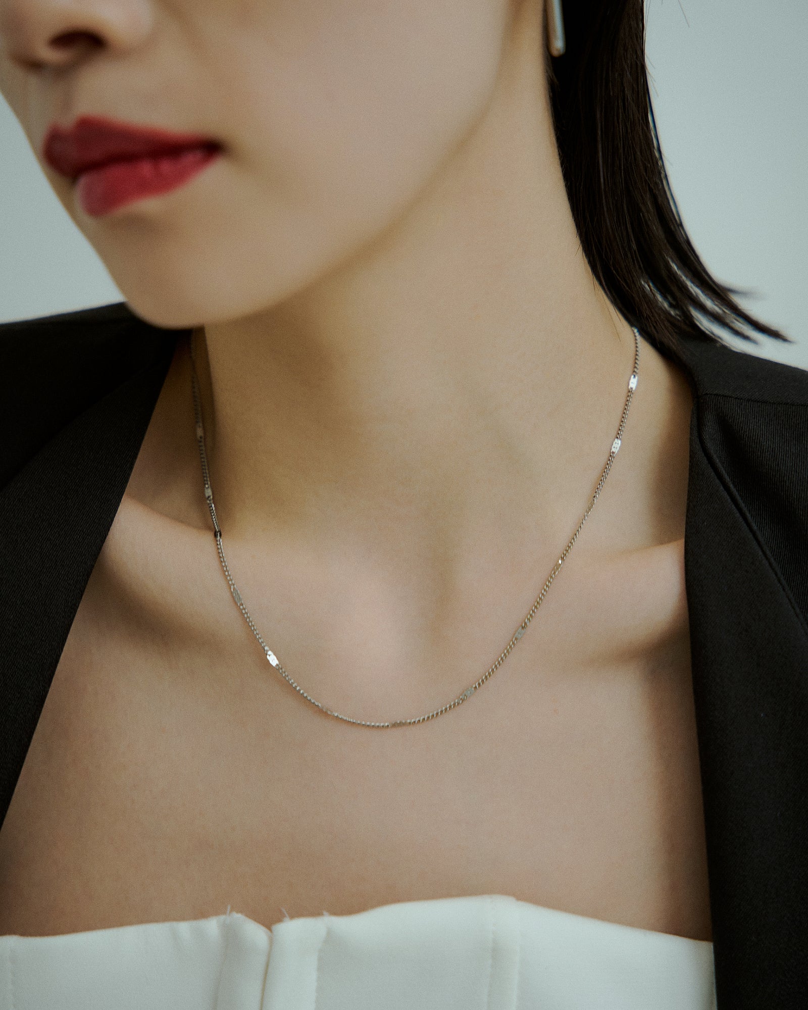 #color_silver