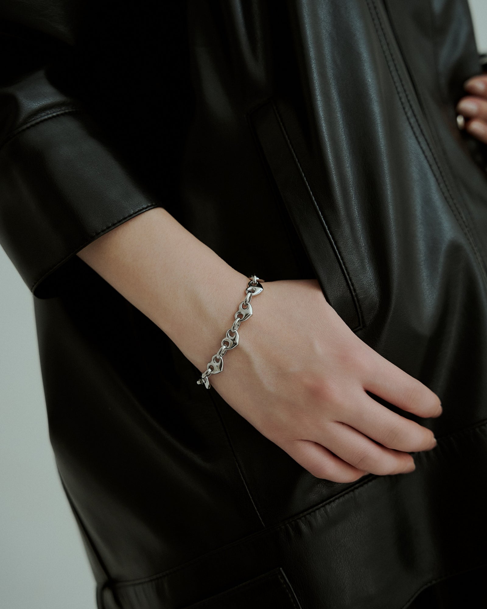 #color_silver