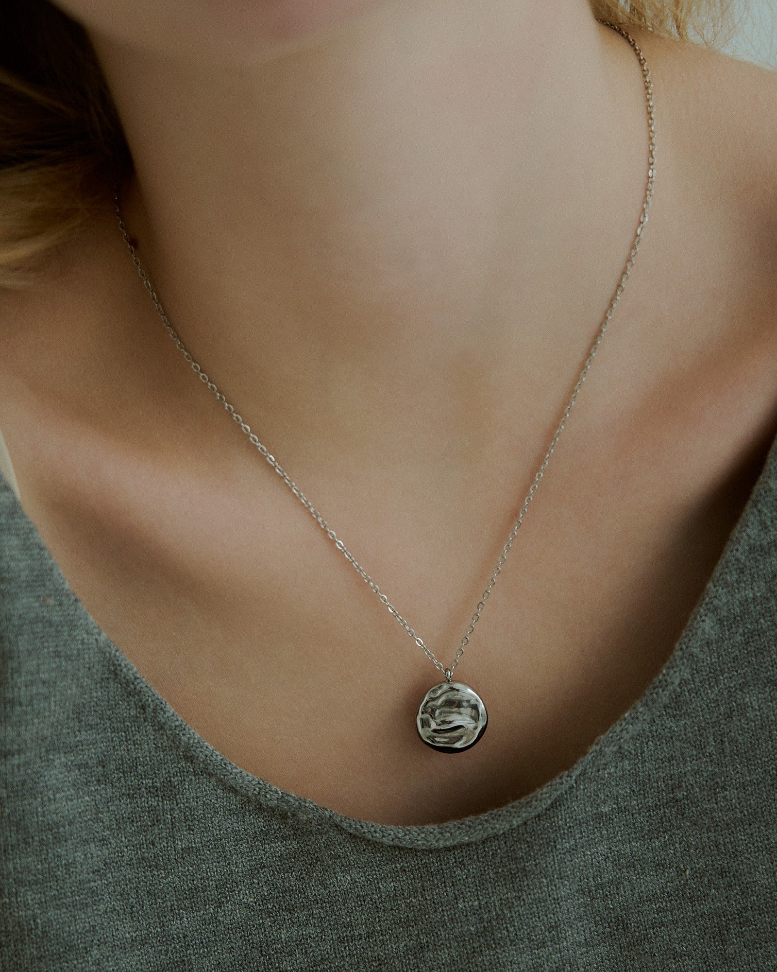 #color_silver