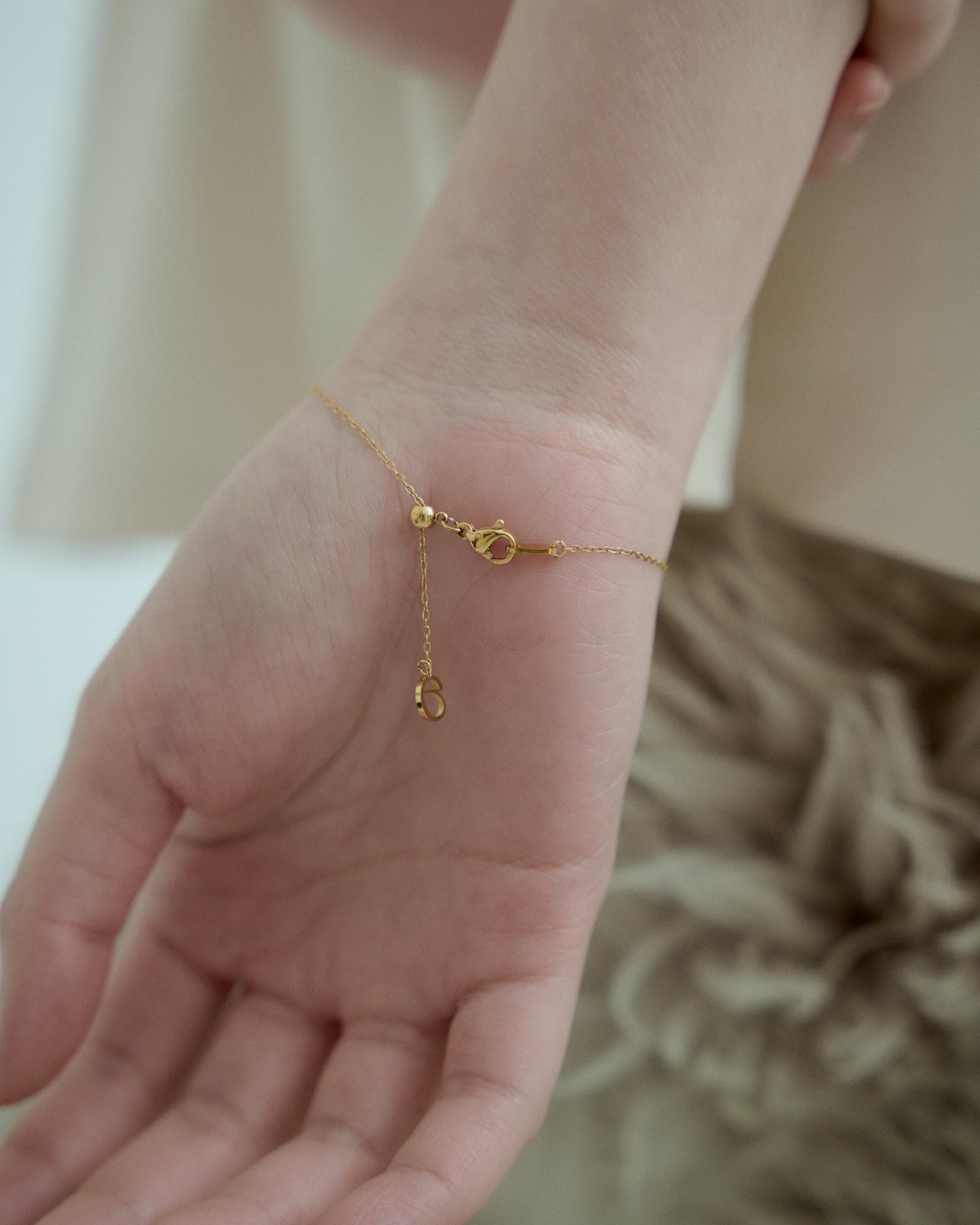 #color_gold