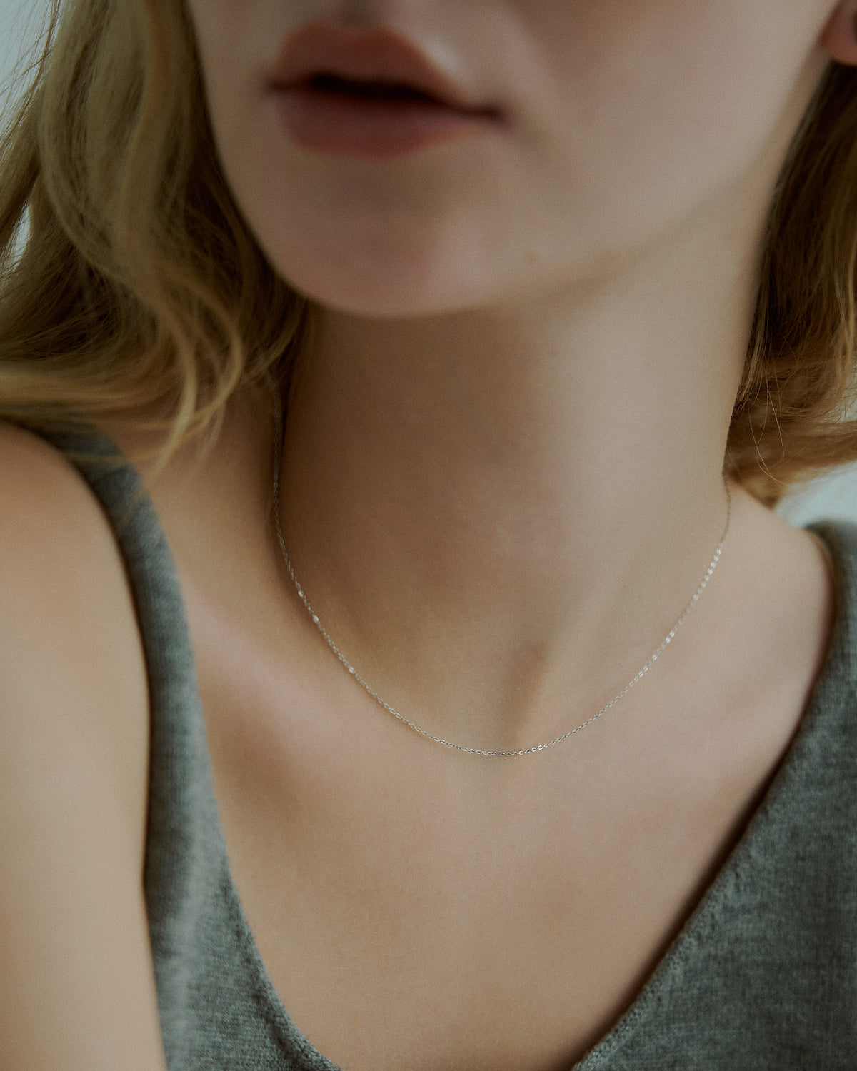 #color_white gold