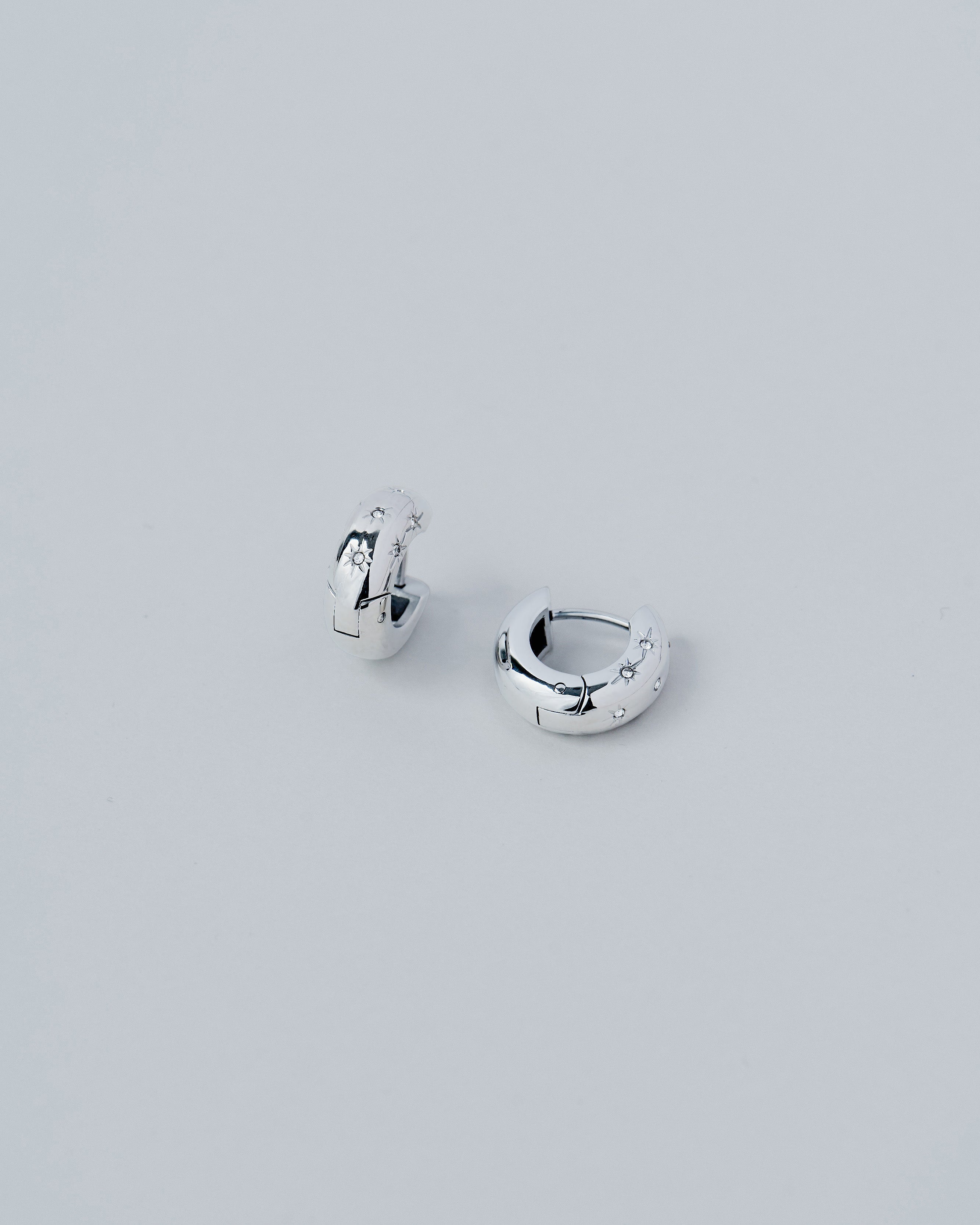 #color_silver