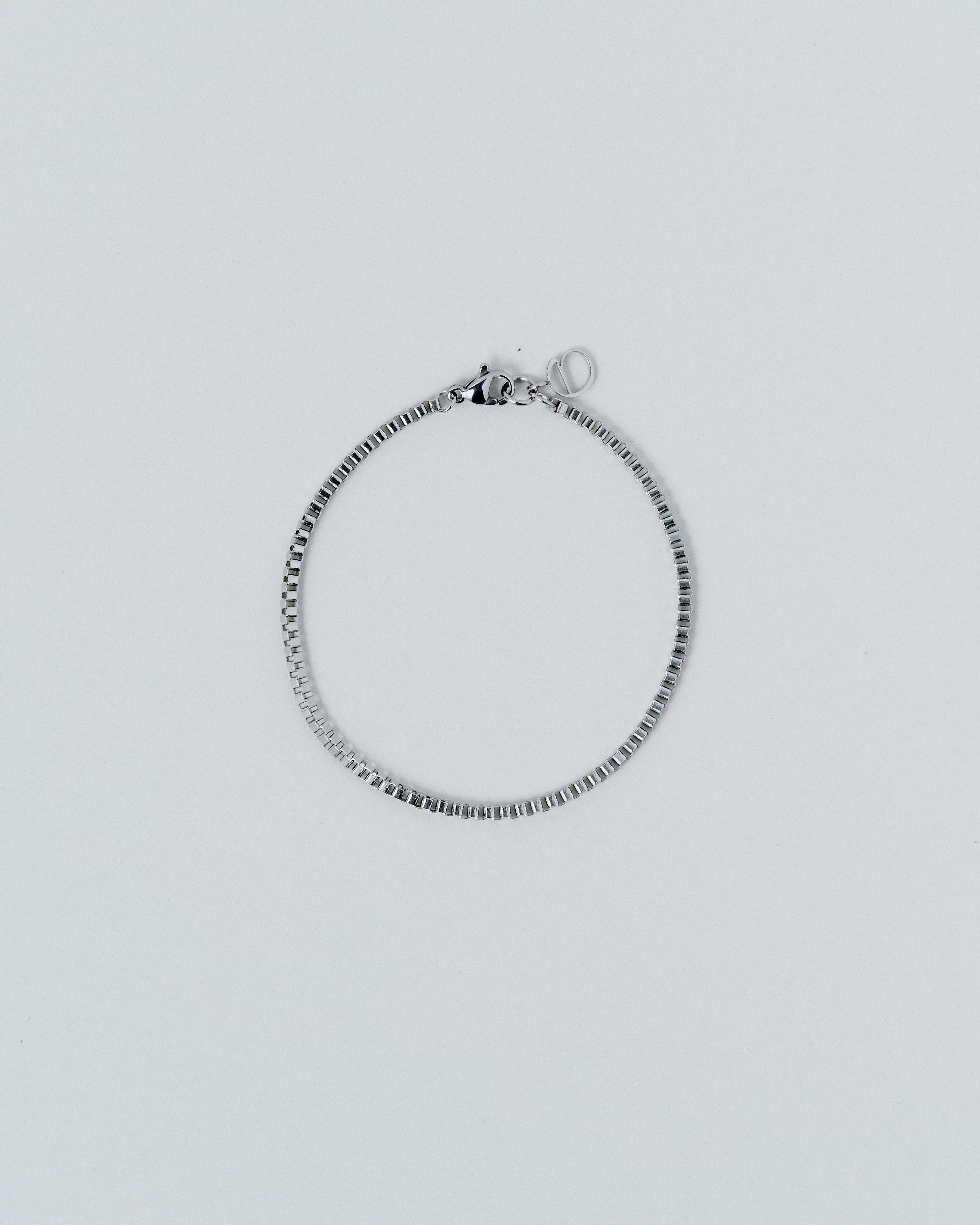 #color_silver