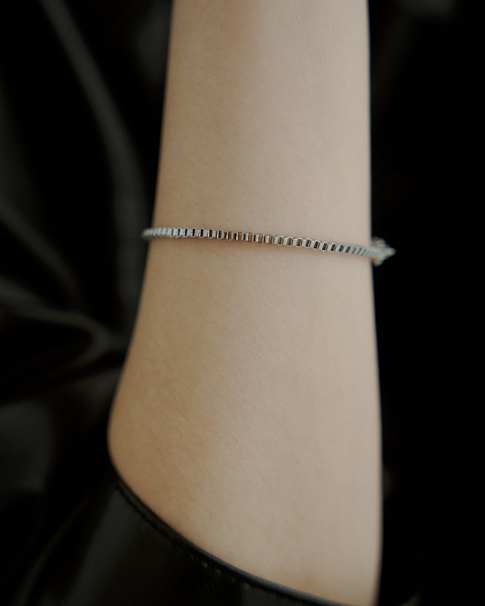 #color_silver