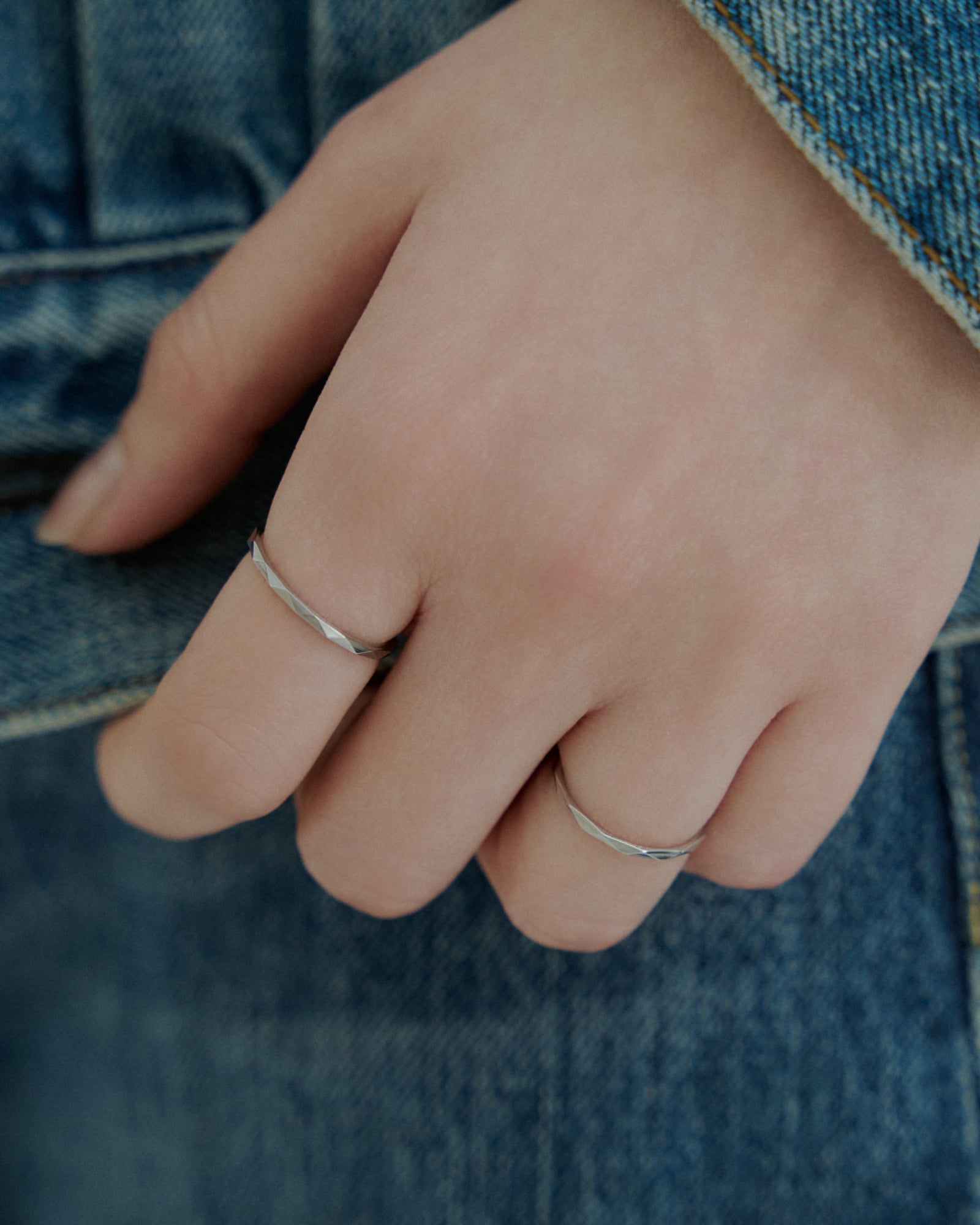 #color_silver