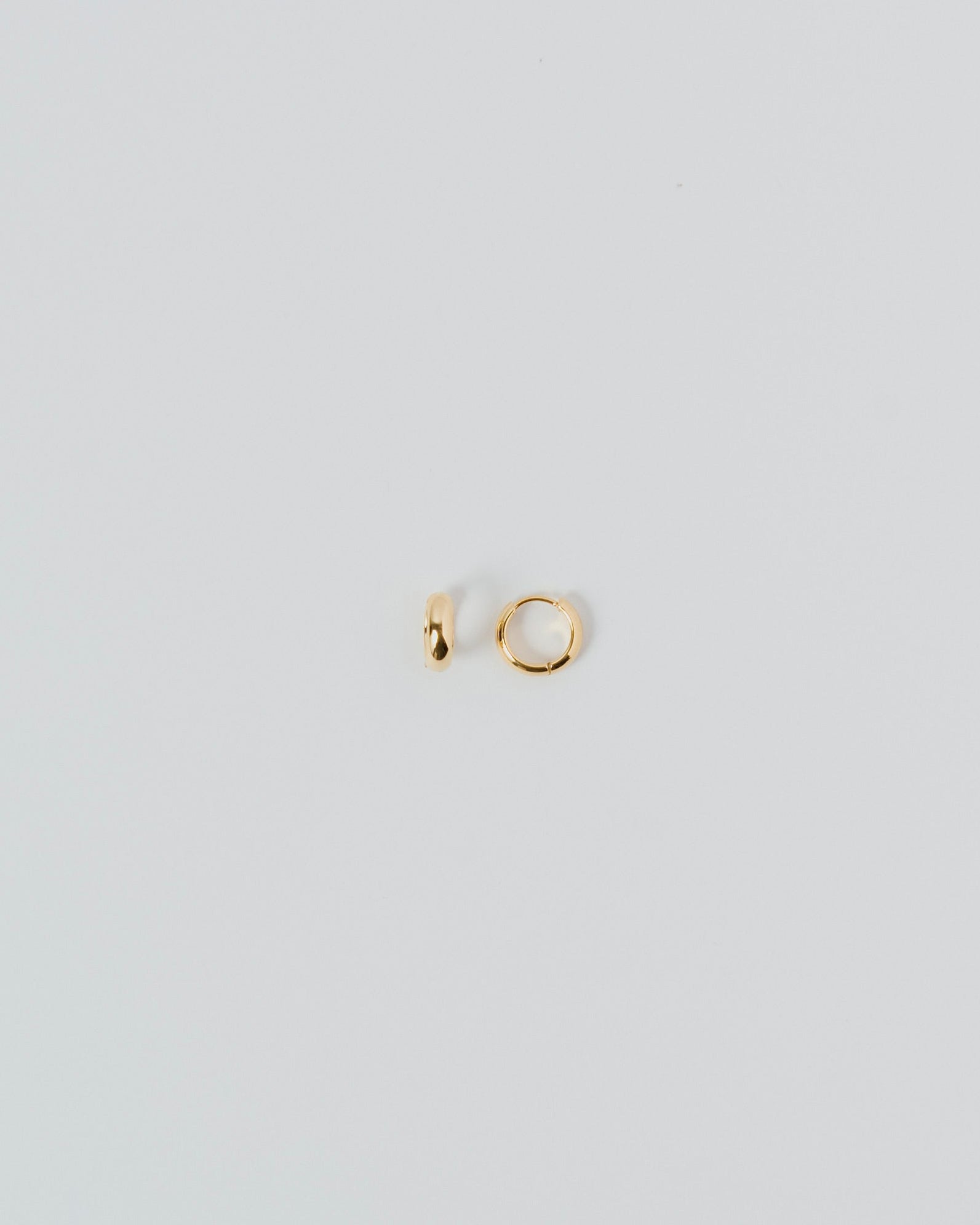 [24KGP]Bold Tiny Hoop Pierce