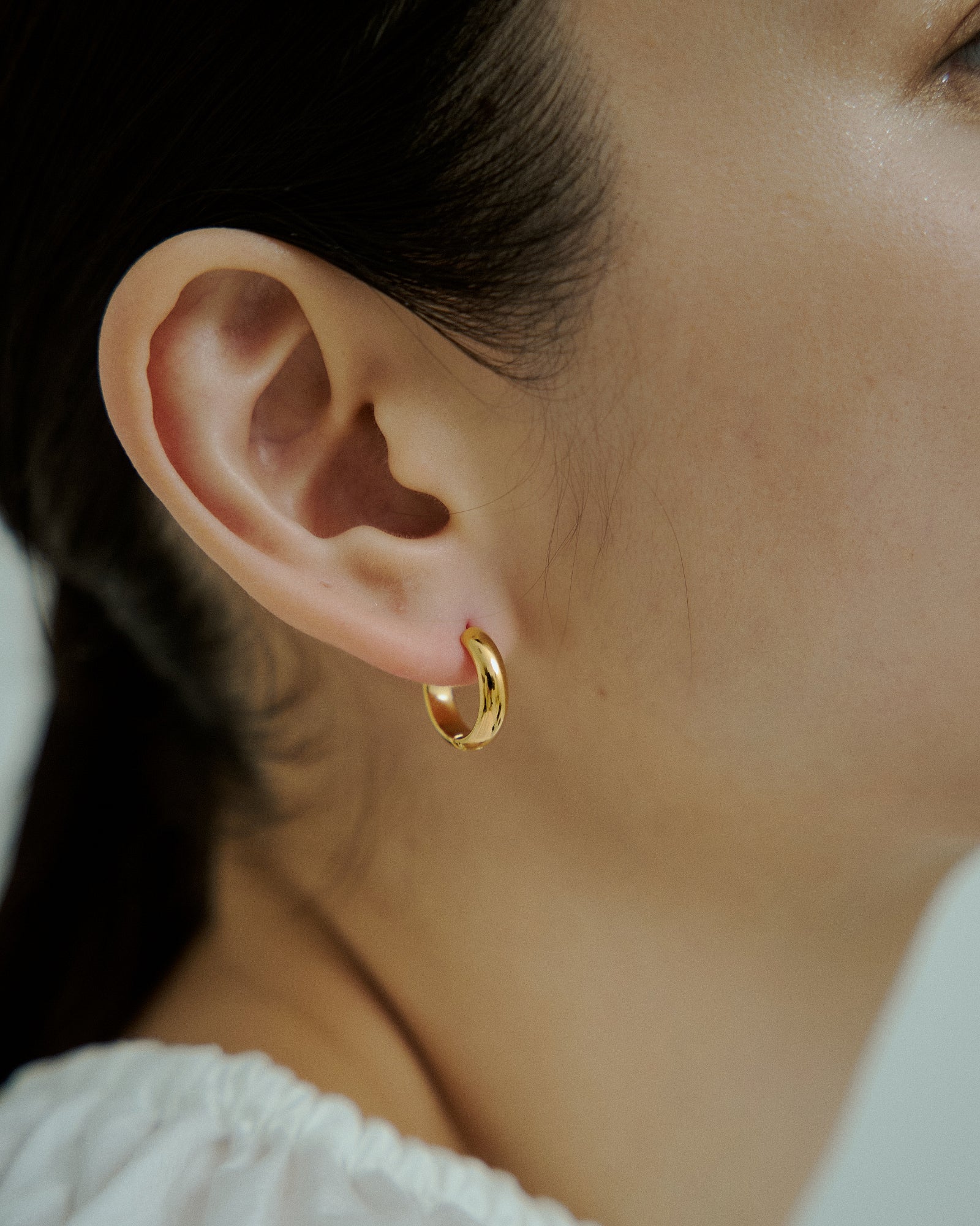[24KGP]Bold Medium Hoop Pierce