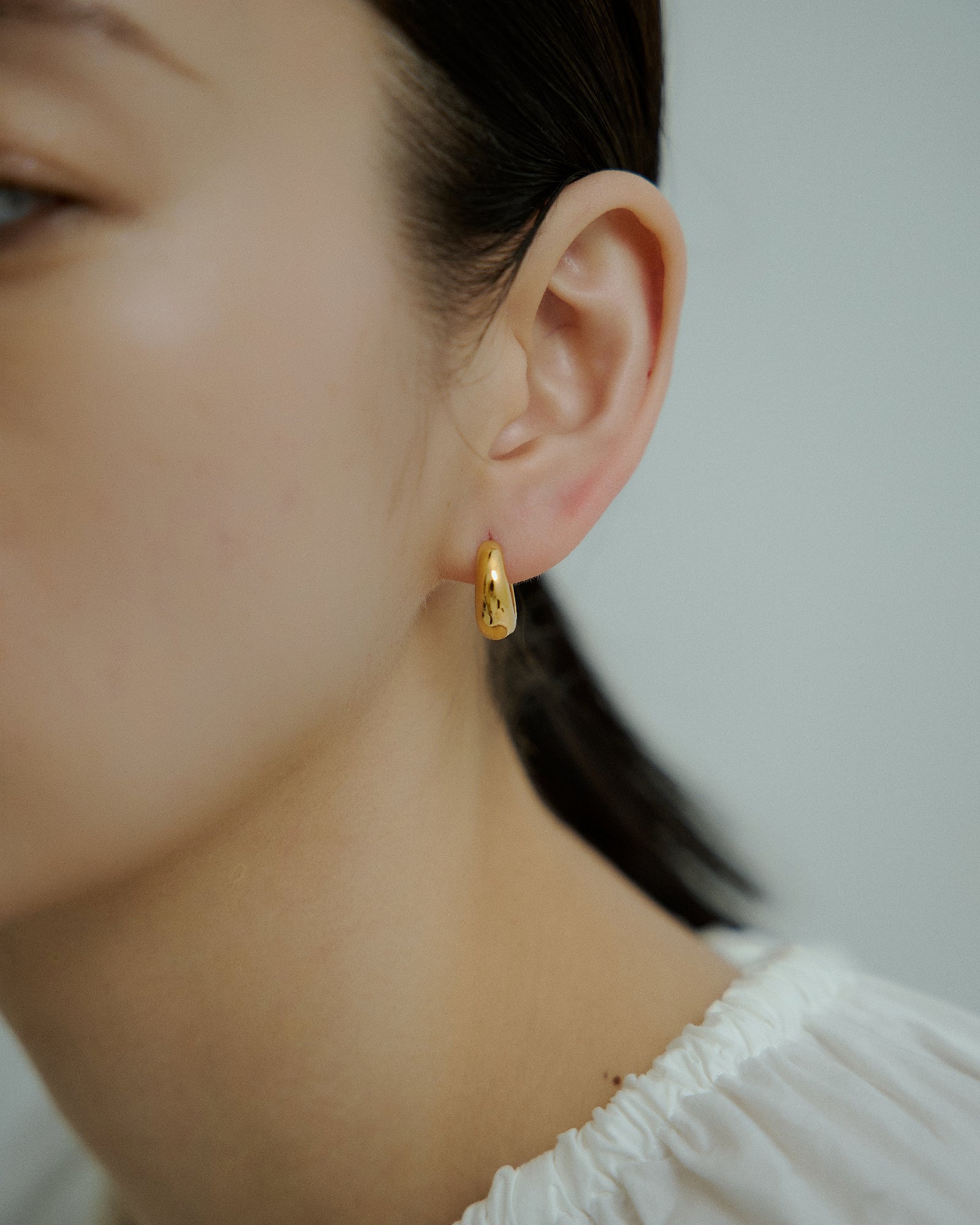 [24KGP] Mid Drop Hoop Pierced Earrings