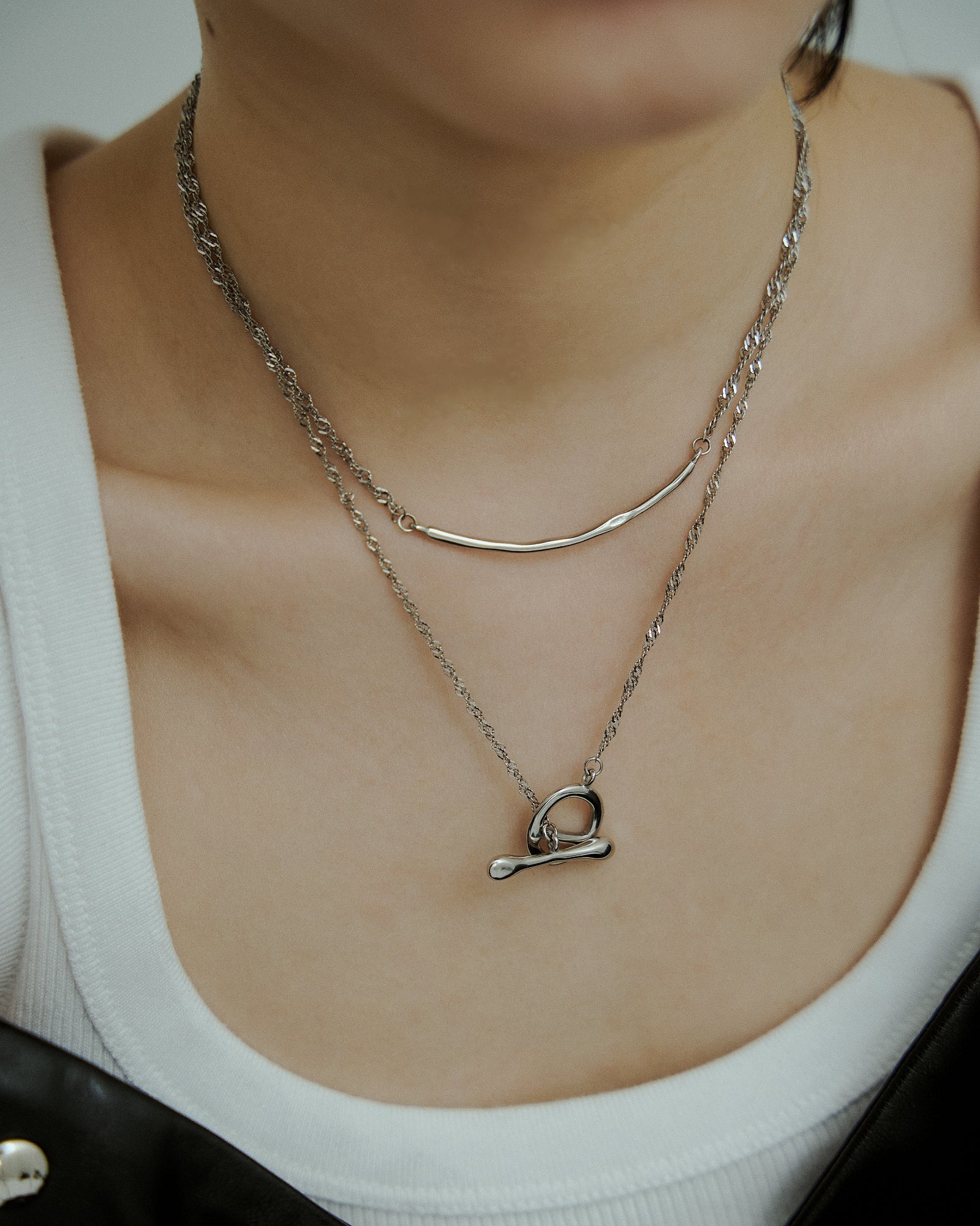 #color_silver