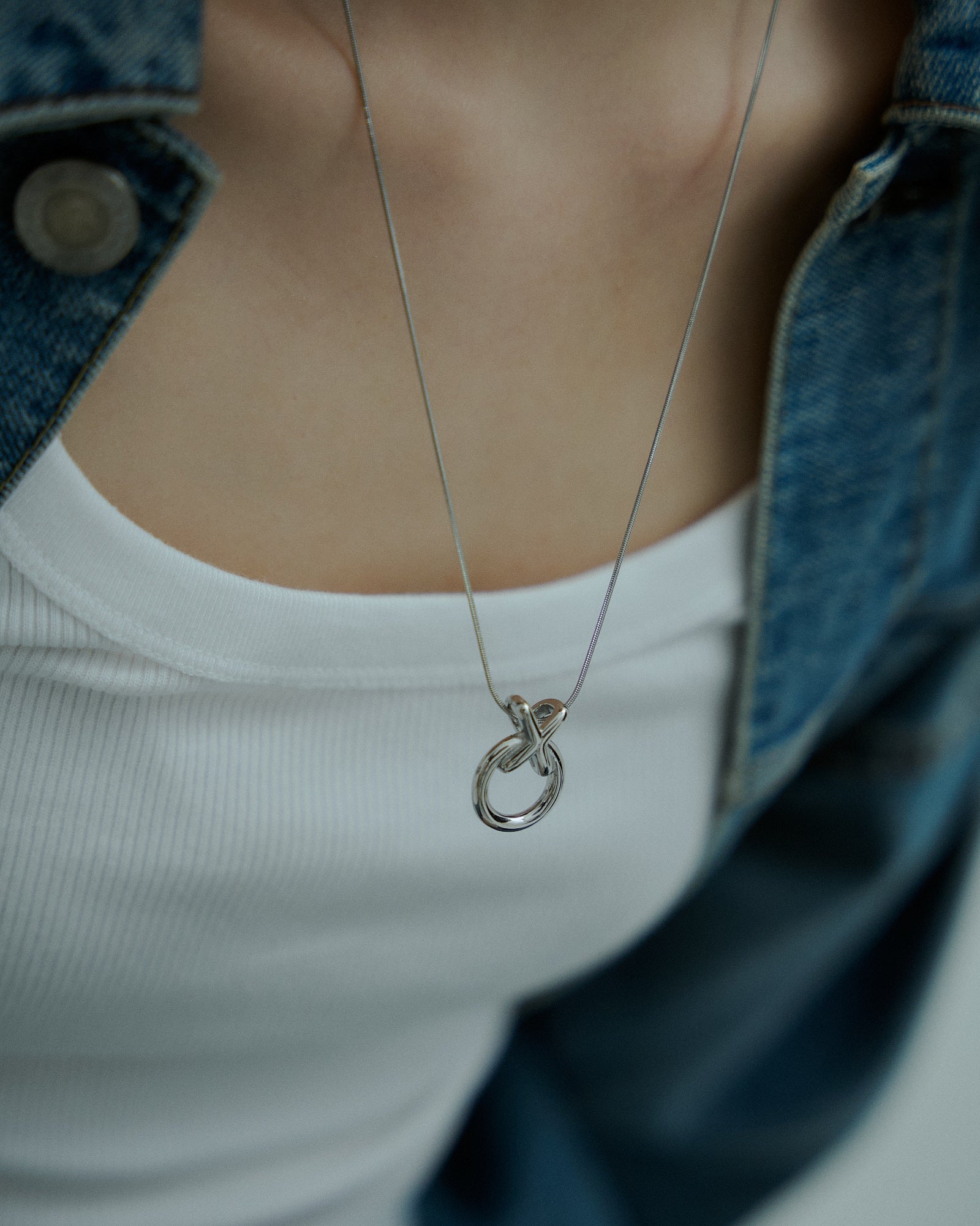 #color_silver