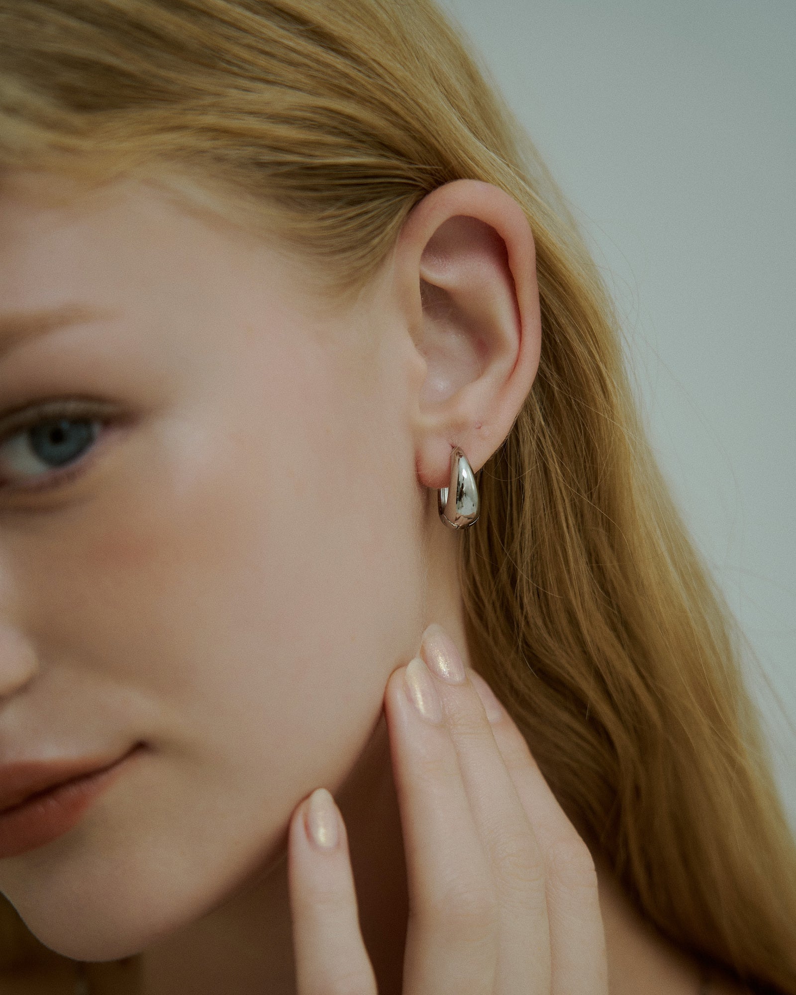 Chubby Drop Hoop Pierce