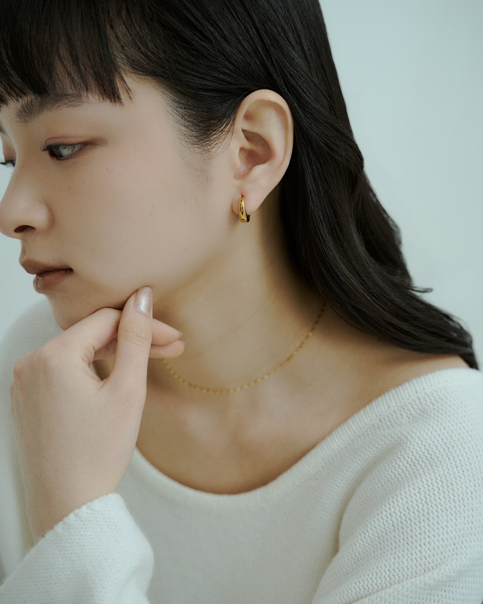 ドロップ フープピアス｜サージカルステンレス 金属アレルギー対応｜ebine