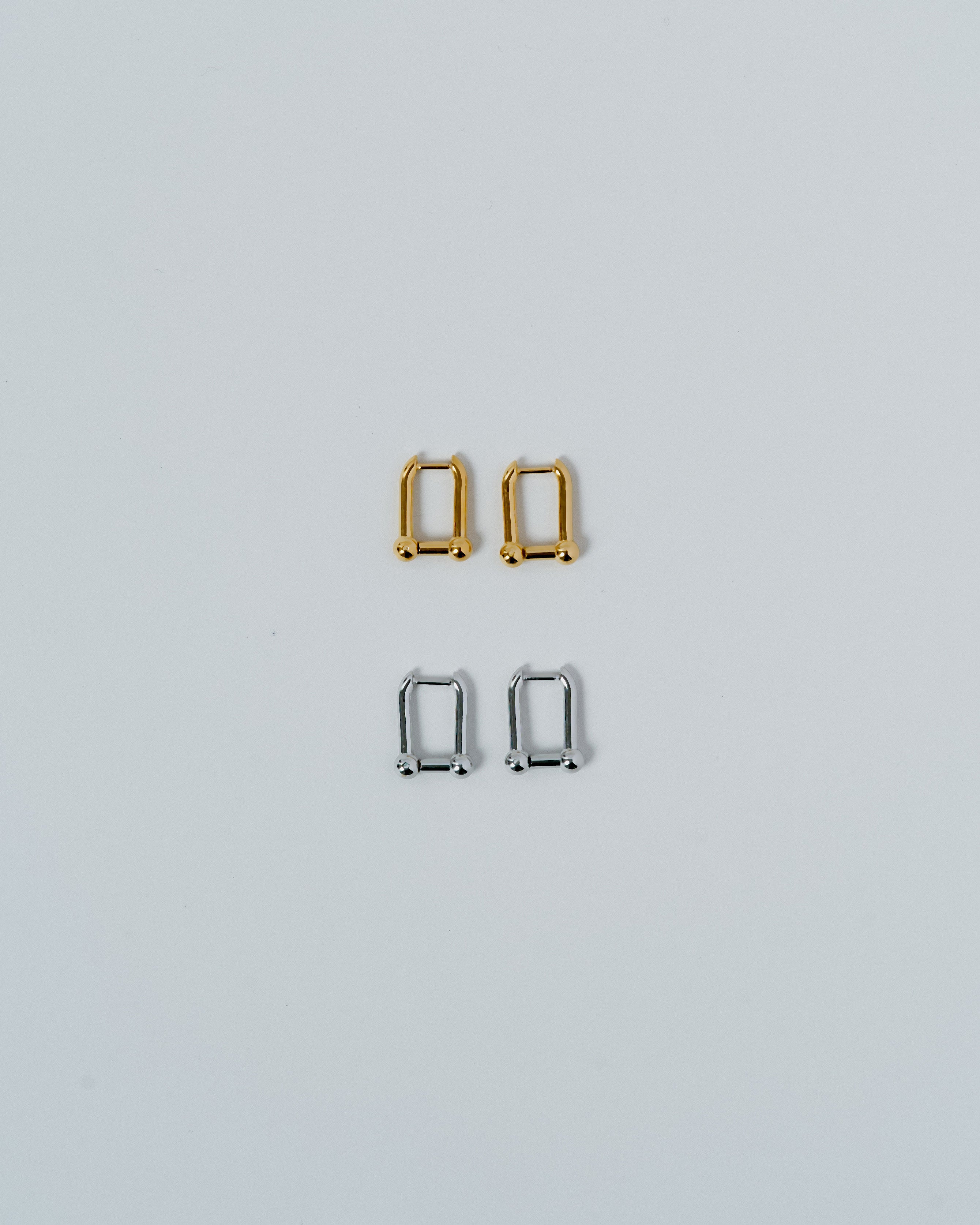 Dumbbell Hoop Pierce