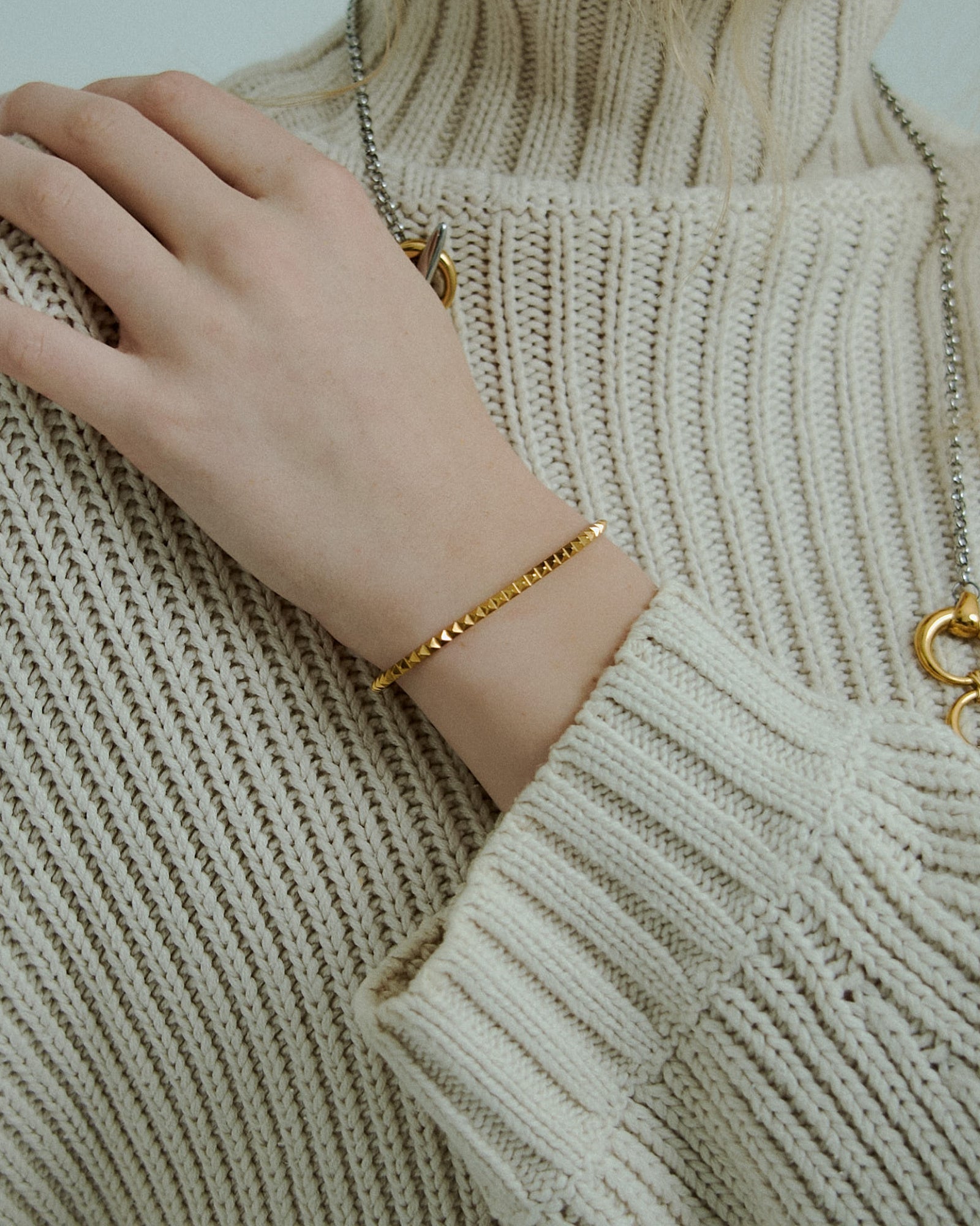 Eternity Studs Bangle