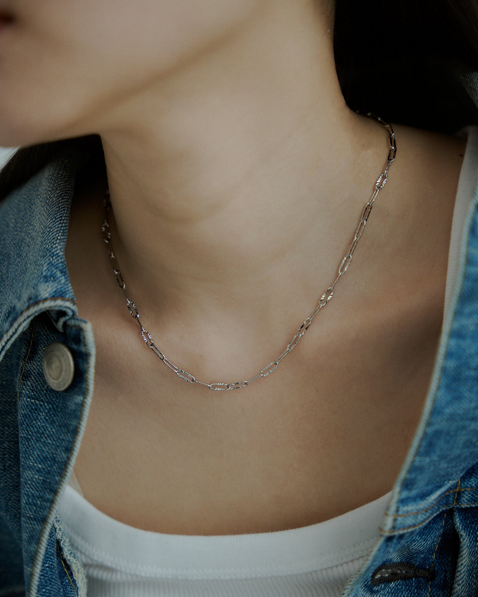 #color_silver