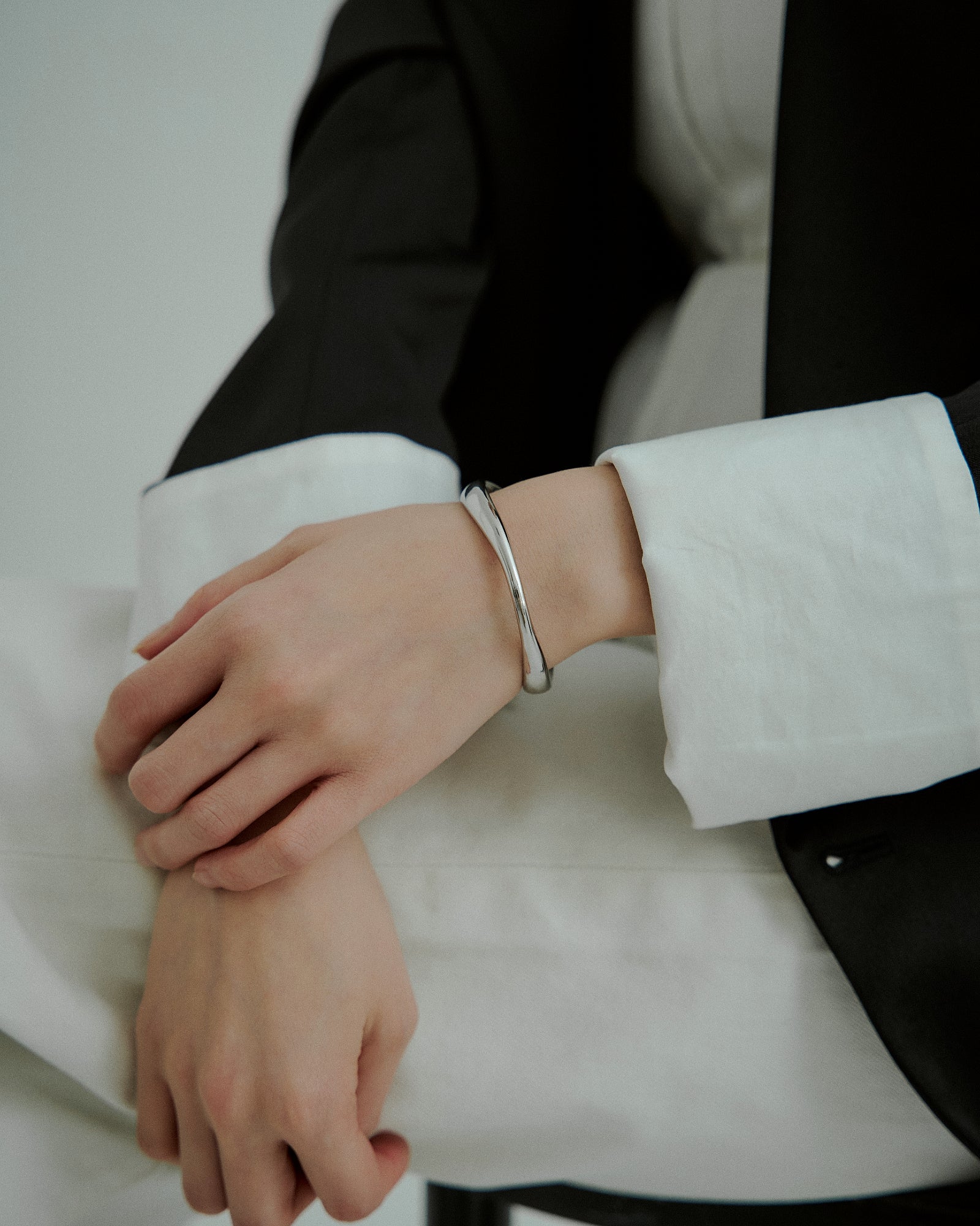 #color_silver