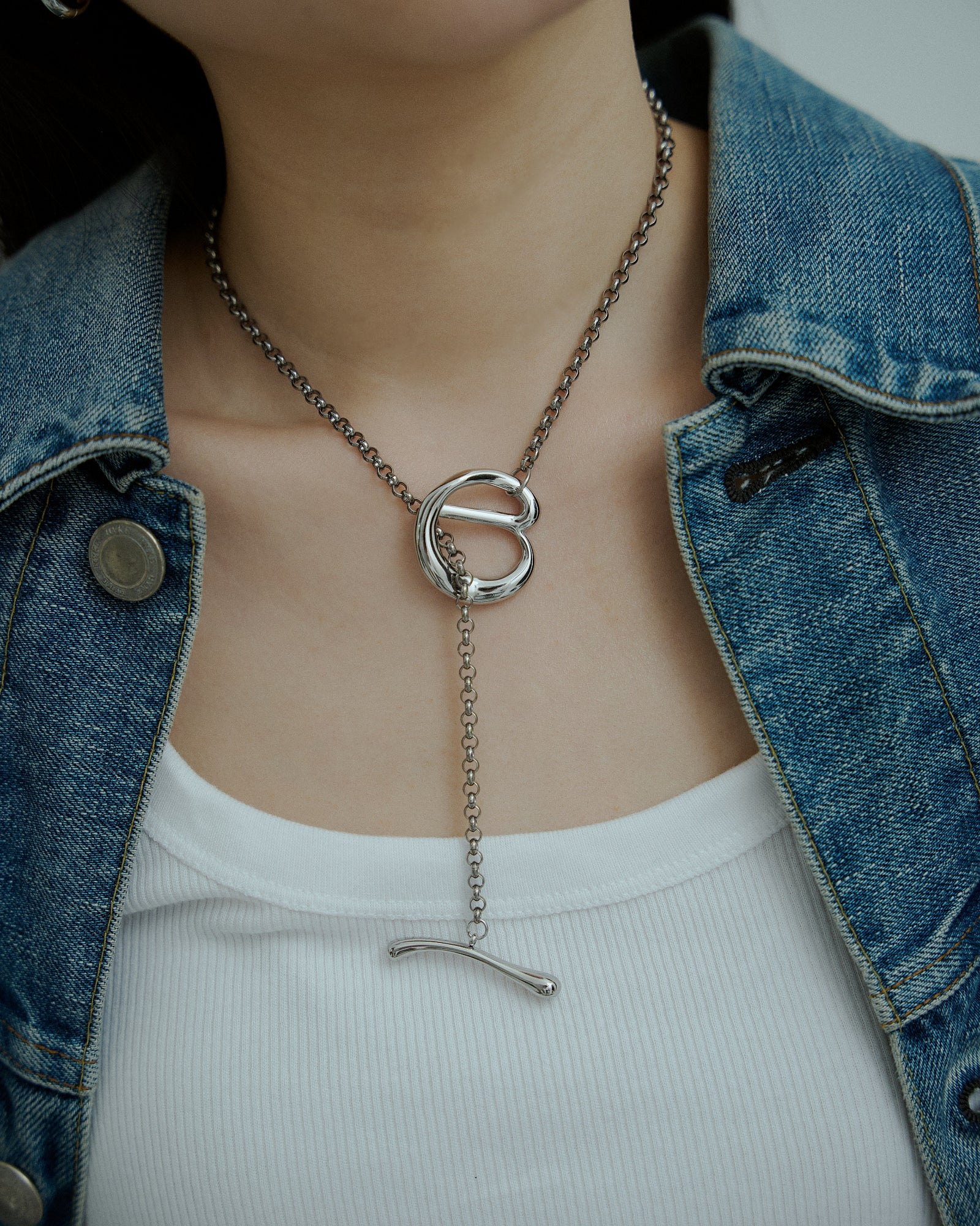 #color_silver