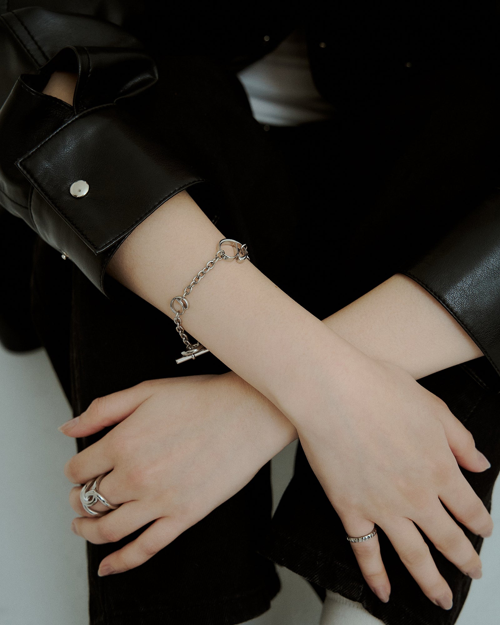 #color_silver