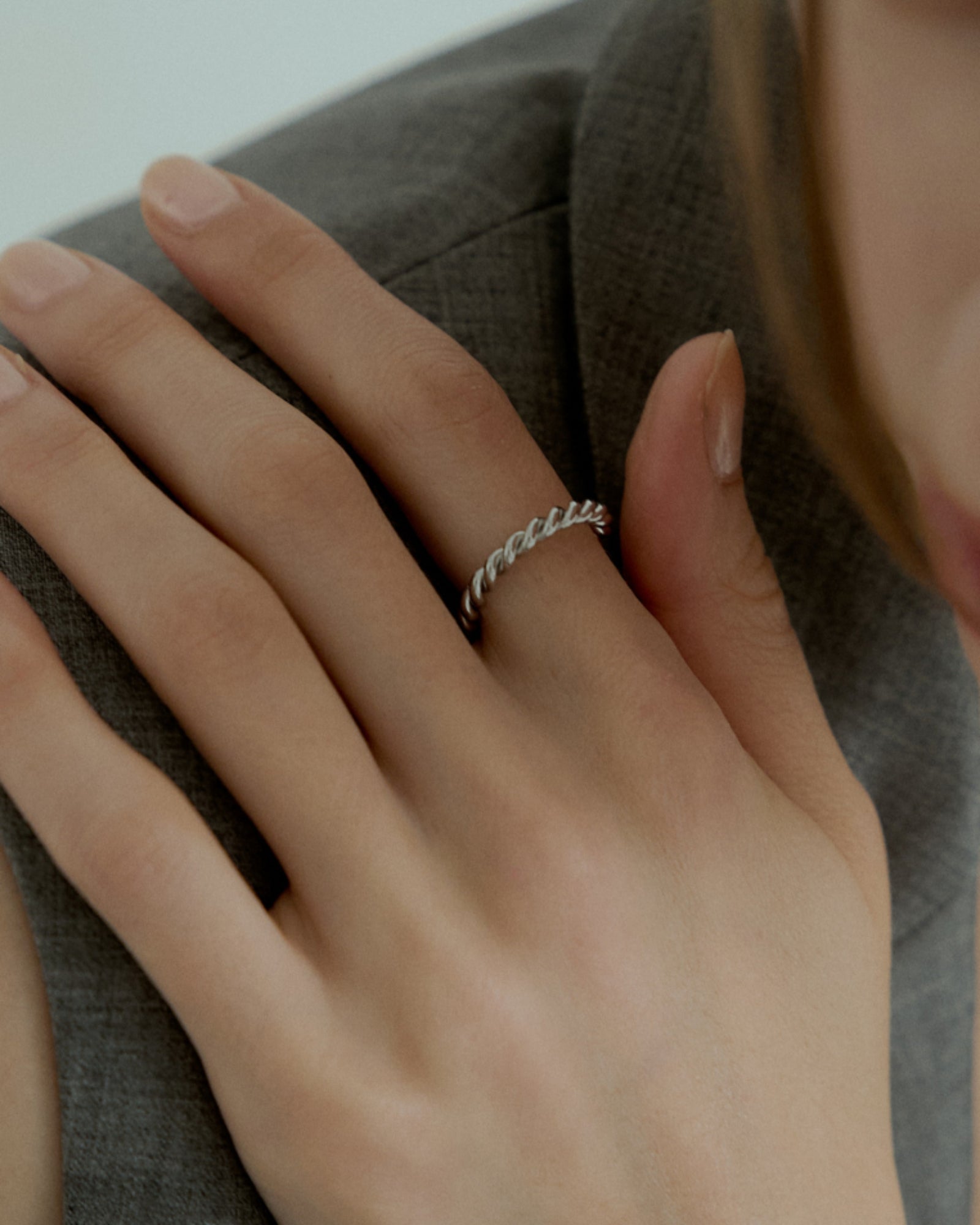 #color_silver