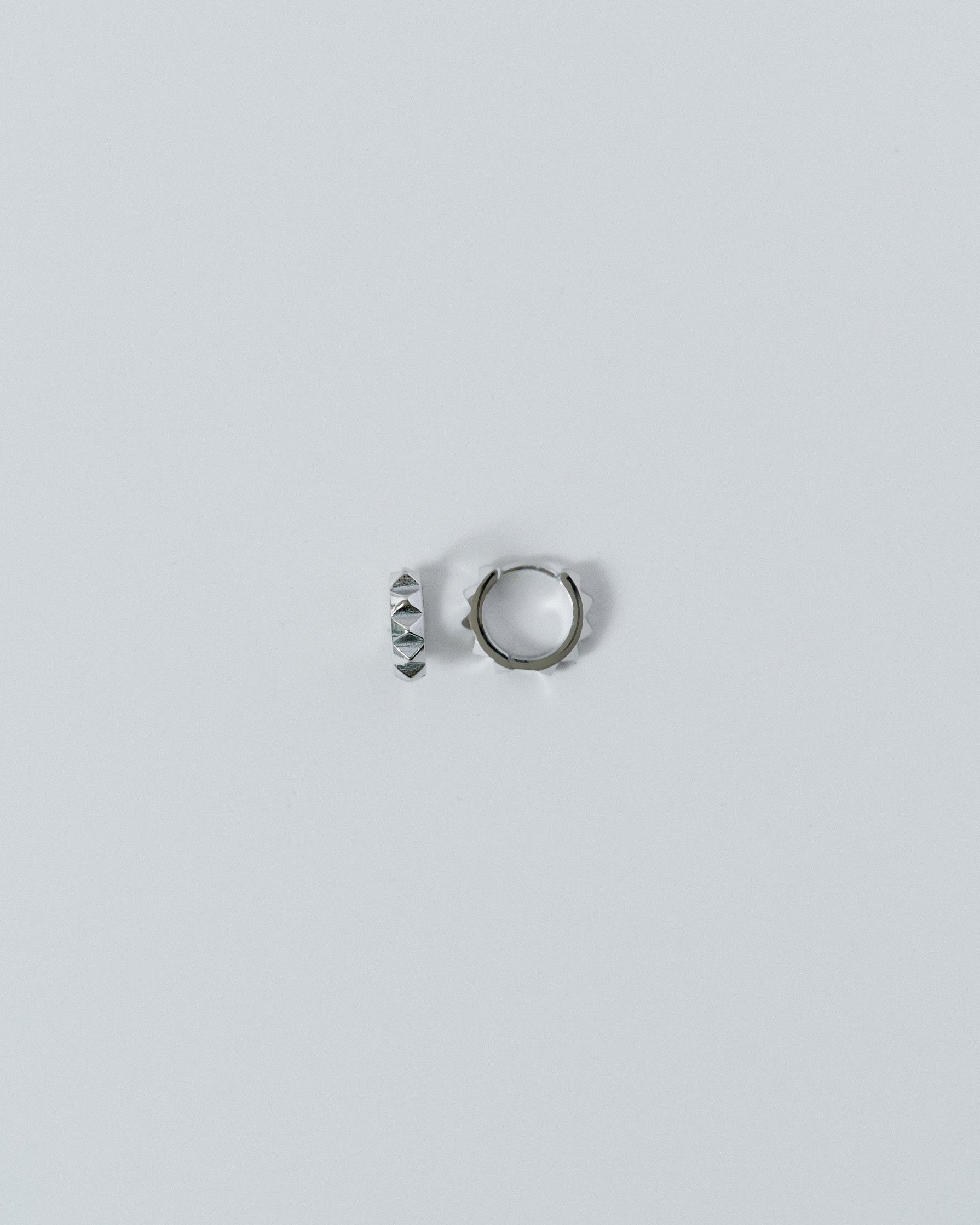 #color_silver
