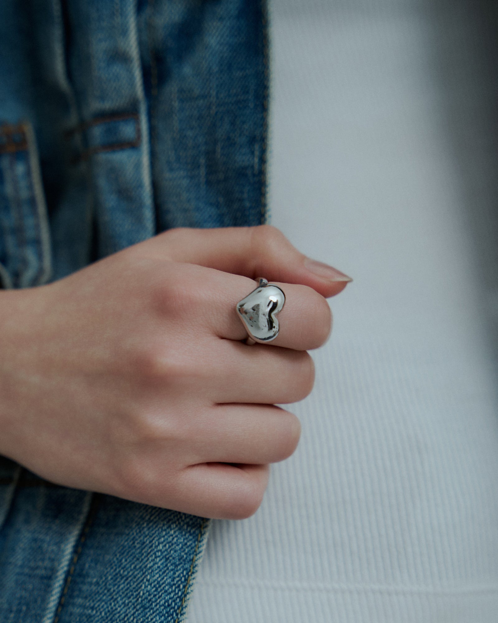 #color_silver